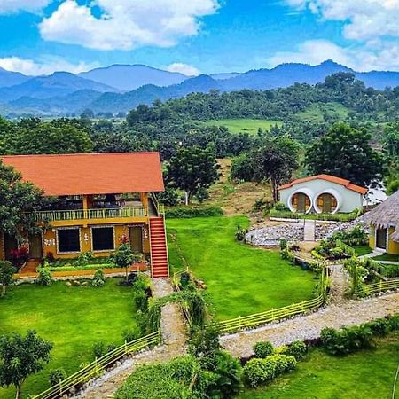 Van Vagdo Resort Rajpipla Ngoại thất bức ảnh