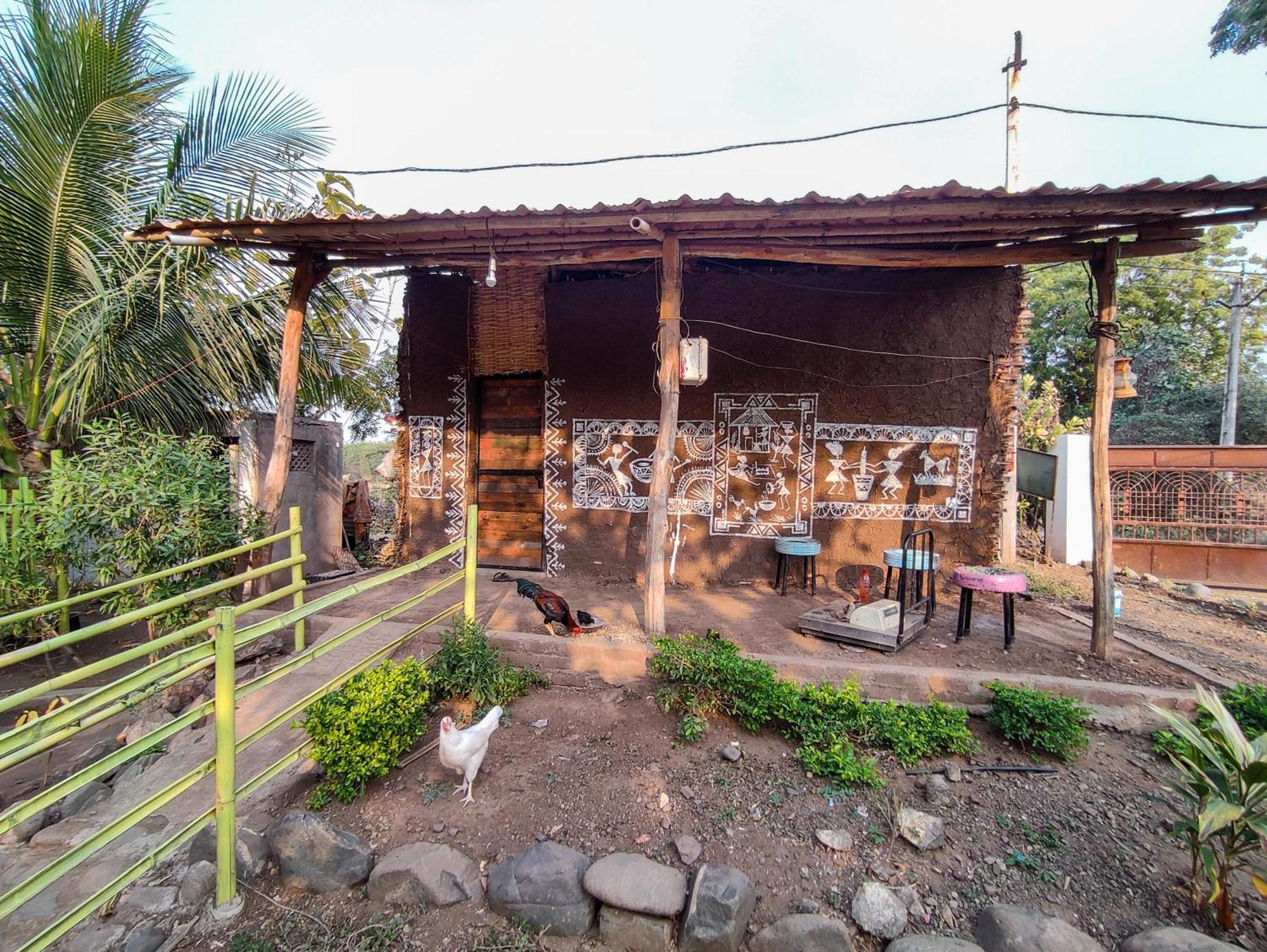 Van Vagdo Resort Rajpipla Ngoại thất bức ảnh