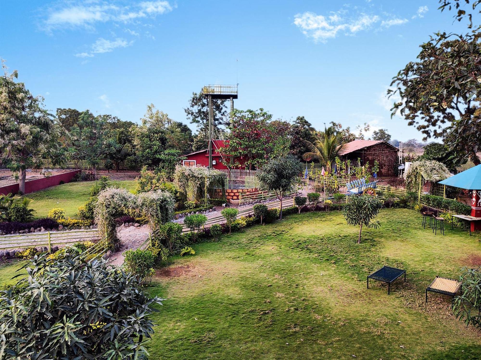 Van Vagdo Resort Rajpipla Ngoại thất bức ảnh