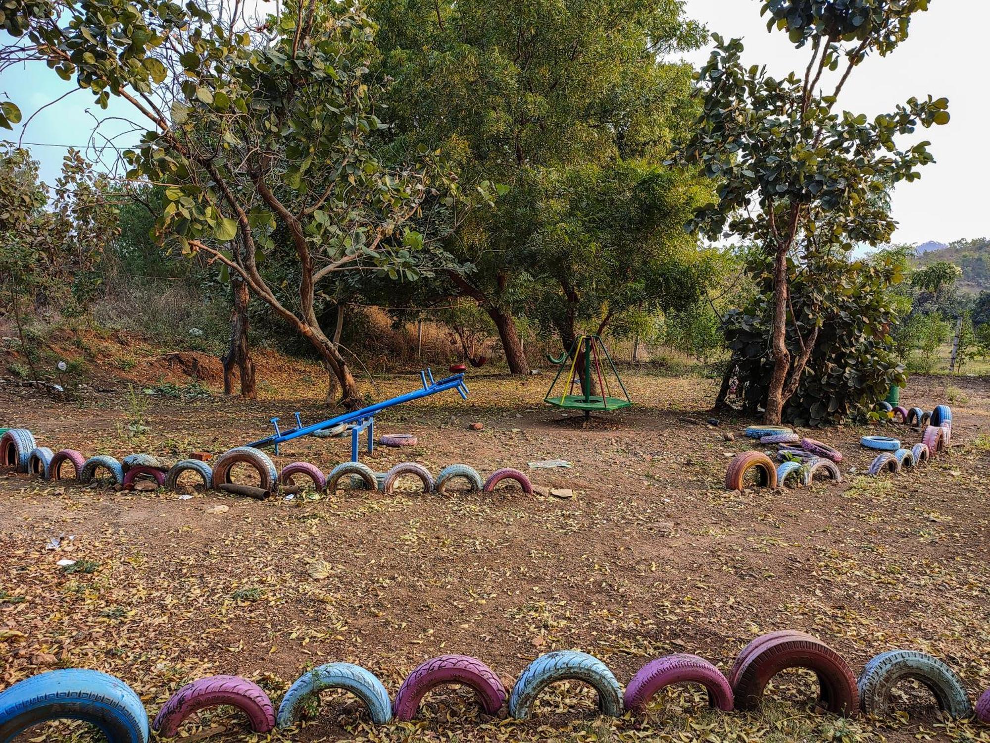 Van Vagdo Resort Rajpipla Ngoại thất bức ảnh