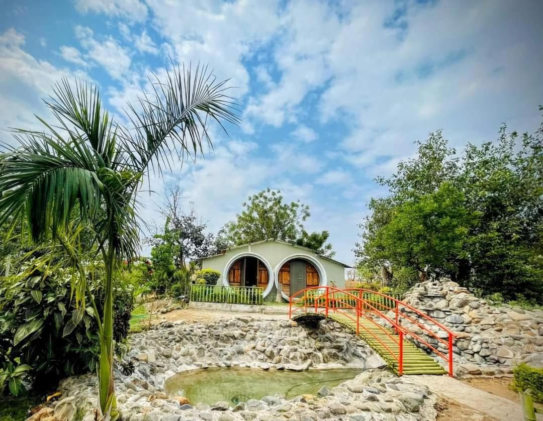 Van Vagdo Resort Rajpipla Ngoại thất bức ảnh